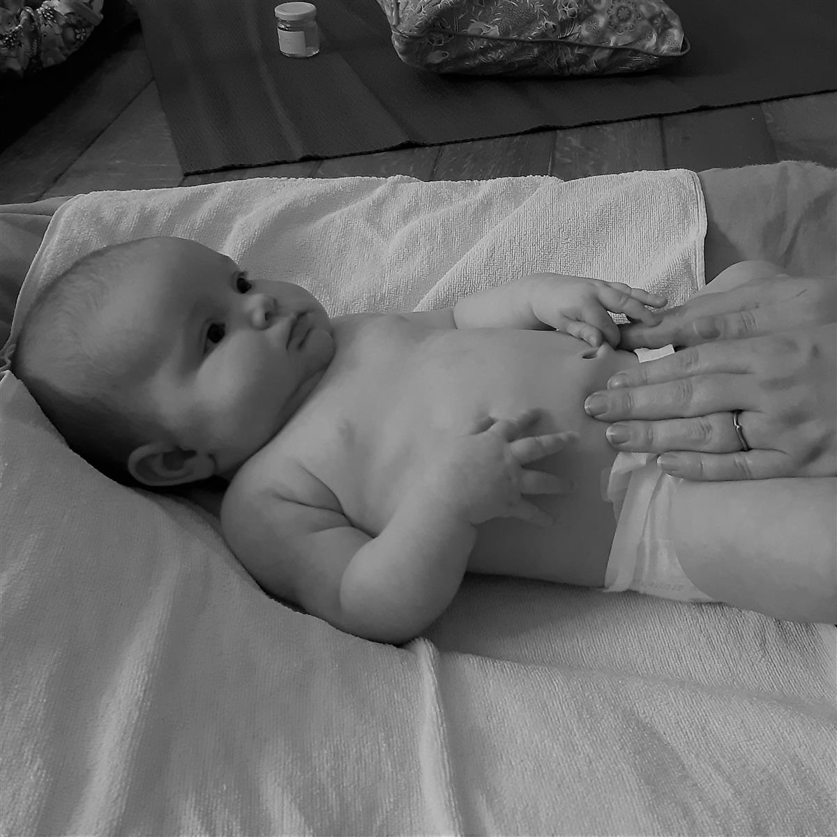 TWOPPE - Koesterende Baby Massage @ LICHTERVELDE